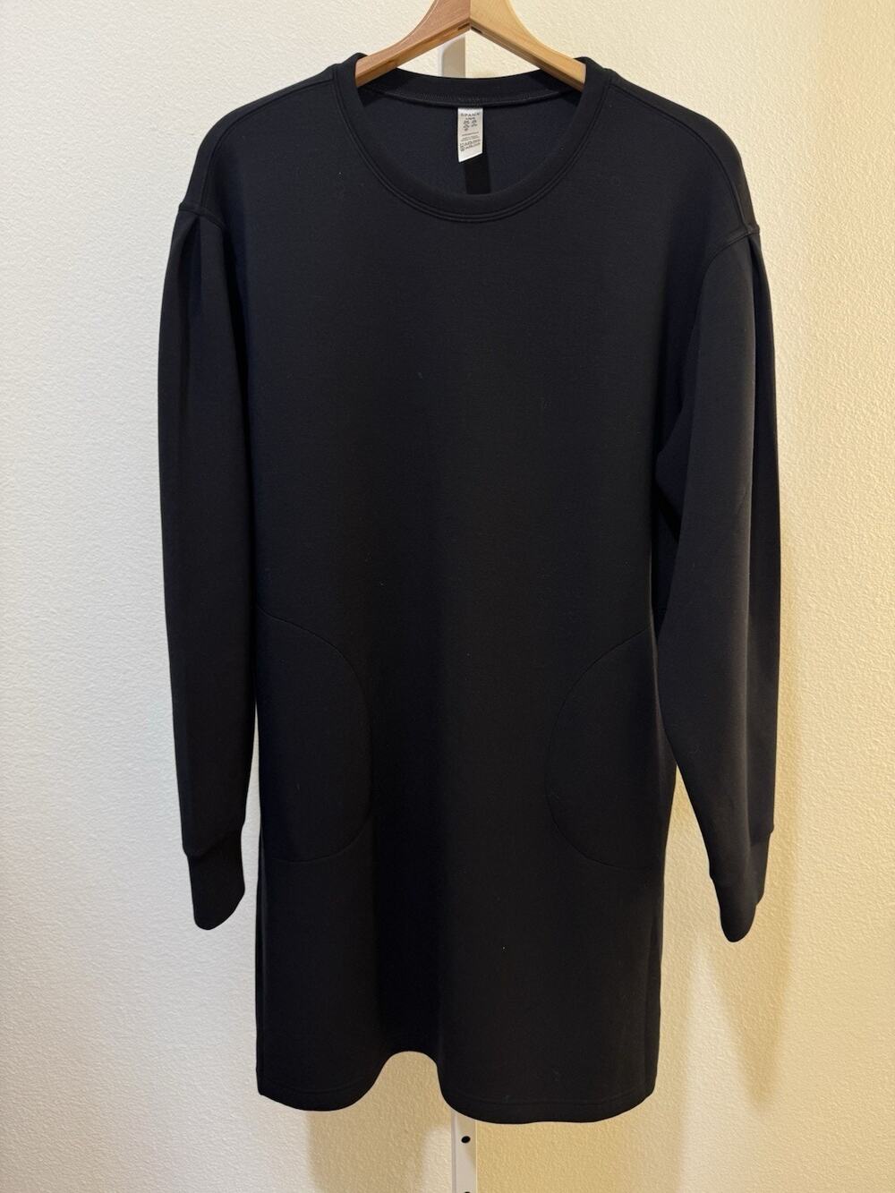 SPANX AirEssentials Black Crew Neck Dress - Size L 50453R